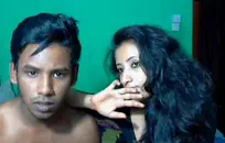 قصص سكي امهات وخلع ملابس شيء عادي