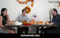 لطيف جمال الأبنوس لديه بعض الثدي والحمار.