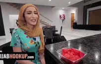 أنا أحب الديوك البيضاء الكبيرة ، ونائب الرئيس ضخمة في فمي.