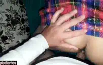 رجل يناك اصغر بنات في العالم