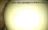 القذرة بصورة عاهرة الفرخ اليوناني يلتهم الديك مثل الموالية